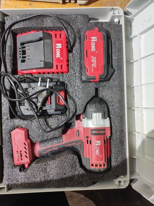 Продаётся рабочий профессиональный Гайковёрт.