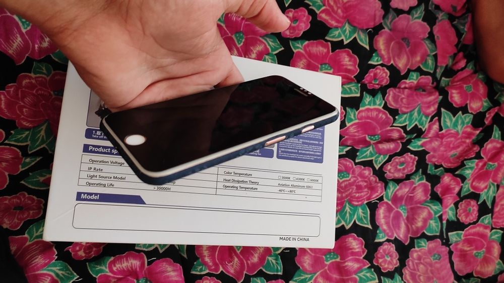 Iphone 7 garantiyasi bor dastafka xizmatimiz yoo