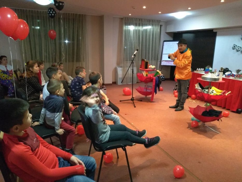 фокусник за рожденни дни на деца за вашето парти