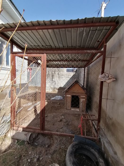 Продаётся Вольер