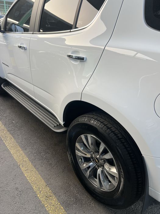 Срочно продаётся Треблейзер небитая и некрашеная