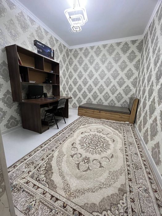 Uchastka srochna sotiladi