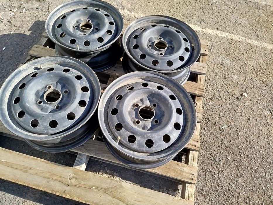 15 цола 4 х 114,3 Хюндай Соната / КИЯ / Митсубиши - 6 инча / ЕТ 46