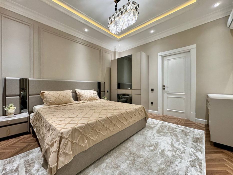 Ул, Чехова-Новостройка! Сдается новая 4-х комнатная квартира в центре!