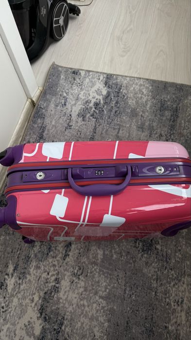 Чемодан детский 50*32