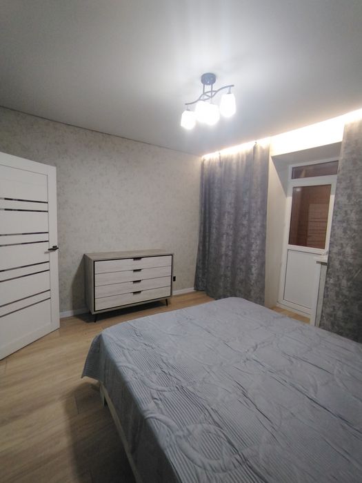 Продам 2 Ком квартиру в центре города