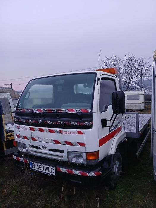 Autoplatforma Nissan Cabstar 2004 la 5300euro