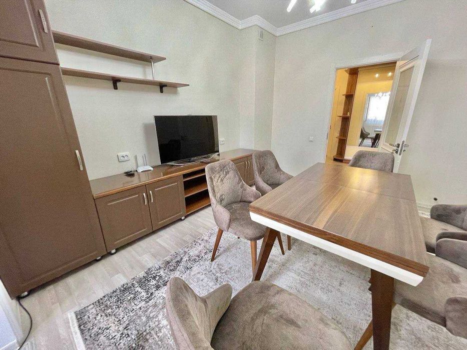 Сдается в аренду 4 комнатная квартира ул.Миробад 160 м.кв