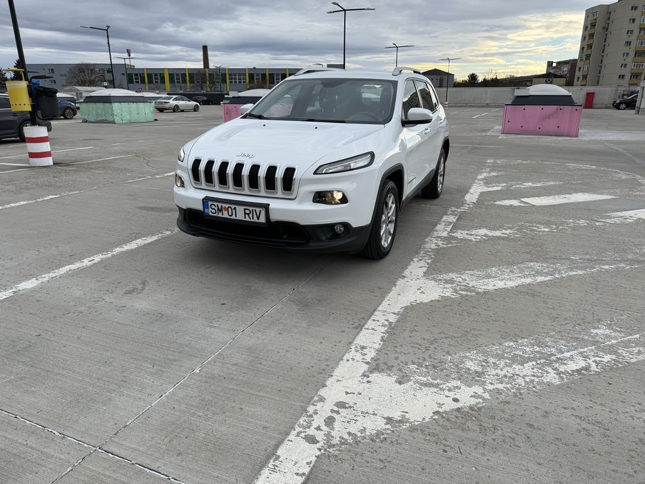 Vand Jeep Cherokee 2016 verificat Carvertical