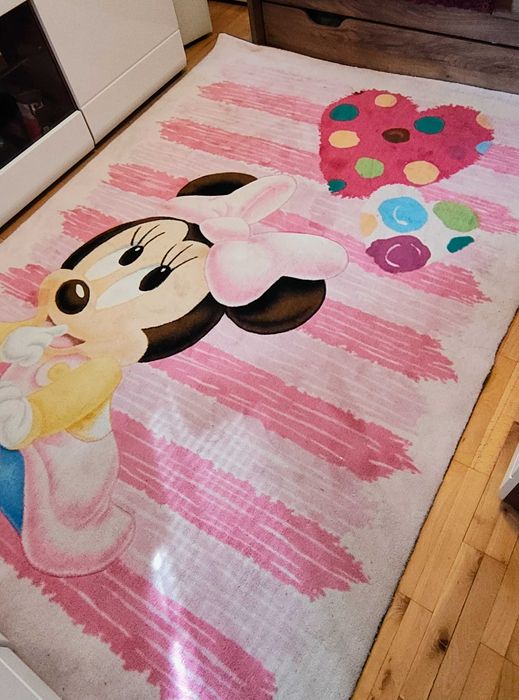 Детски килим мини маус