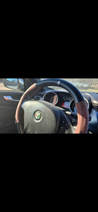 Alfa Romeo Giulietta  2011 , 2.0 JTD автоматик