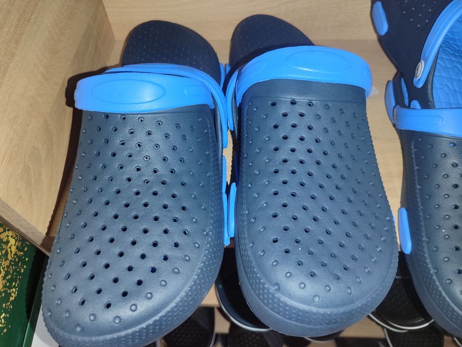 Мъжки и дамски кроксове