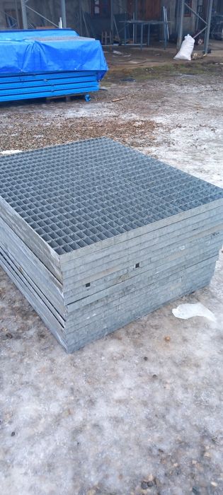 Grilaj zincat 272x125x4