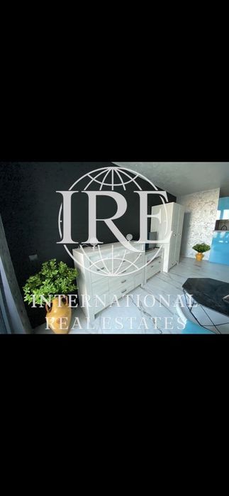 Продава се Двустаен апартамент в Варна, Бриз - 66 кв.м за 3637 €/кв.м - Снимка #1