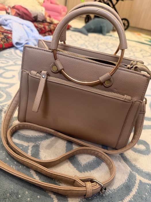 Продам сумки в хорошем состоянии