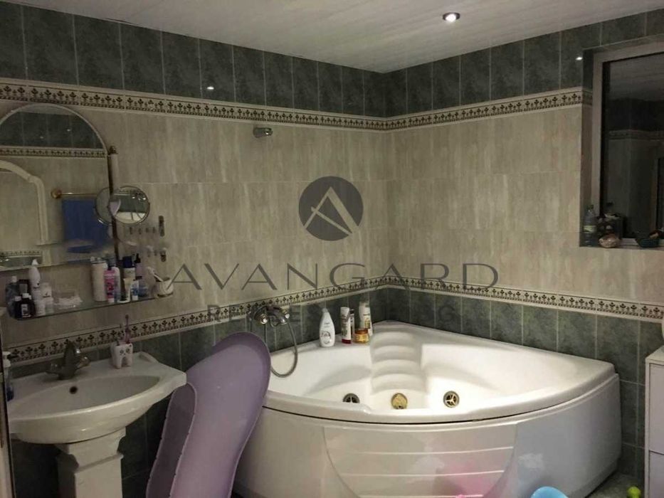 Продава се Мезонет в Пловдив, Кършияка - 220 кв.м за 1364 €/кв.м - Снимка #4