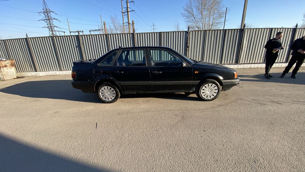 Продам авто Volkswagen Passat B3 sedan