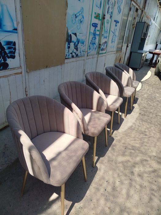 Turetskiy Stol stul. Туретский стол и стулья