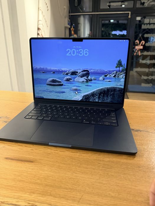 MacBook Air 15 M3 512GB RAM 16GB Midnight - GARANTIE 12 LUNI | TrueGSM