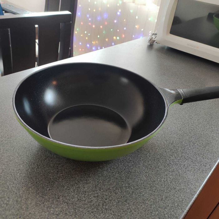 Голям дълбок тиган Ozeri с незалепващо керамично покритие