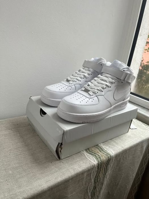 Air Force 1 Mid