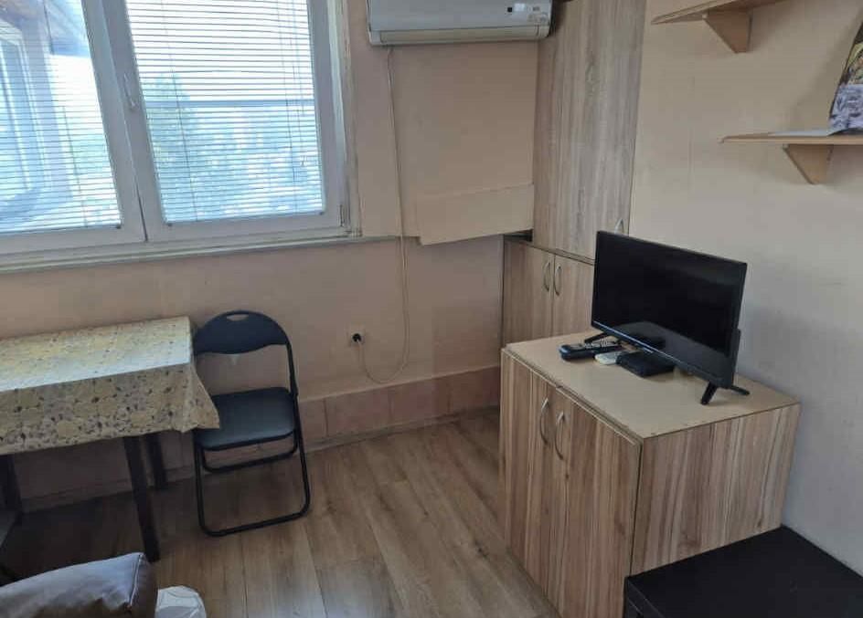 Дава се под наем Едностаен апартамент в София, Люлин 8 - 35 кв.м за 332 € - Снимка #1