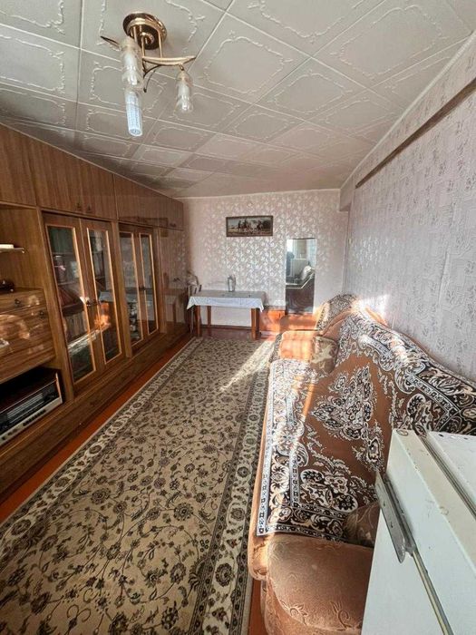 Продам 2 комн квартиру  в районе стадиона Жастар