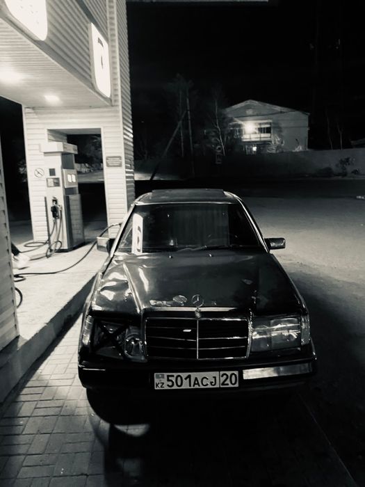 Продам мерседес бенс 124
