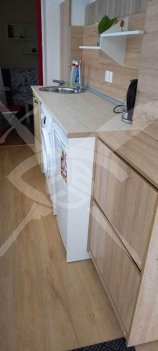 Дава се под наем Едностаен апартамент в София, Лозенец - 20 кв.м за 398.82 € - Снимка #1