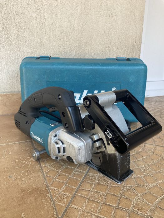 Makita SG 1251 Masina de Canelat 125 mm