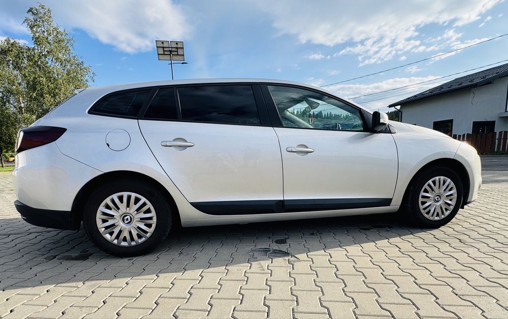 Renault Megane III 1.5 dCi - 110 CP | întreținută | Gata de drum