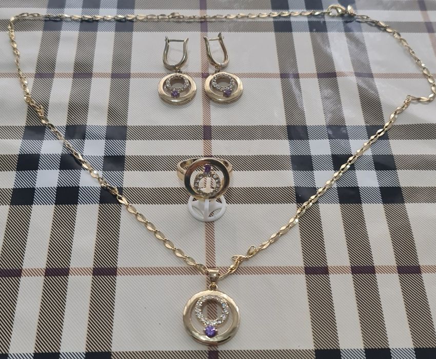 Янги 2та комплект бижутерияси