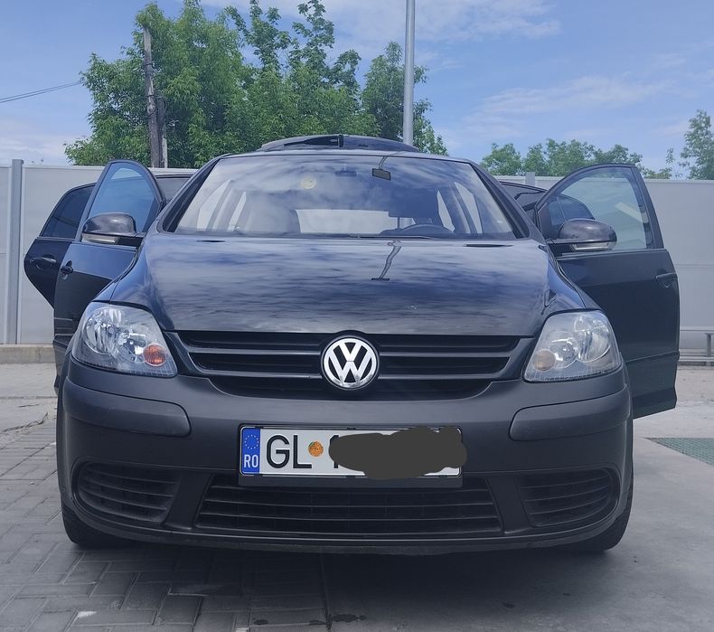 Vând Golf 5 plus 2007