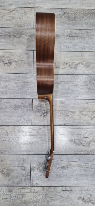 Гитара акустическая