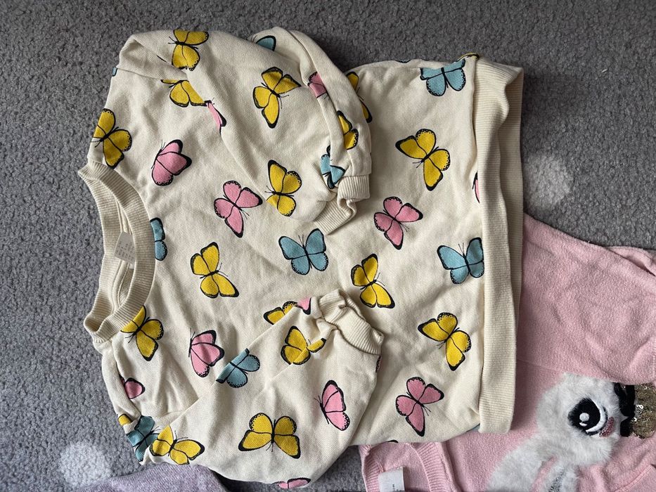 Дрехи за момиче размер 98/104