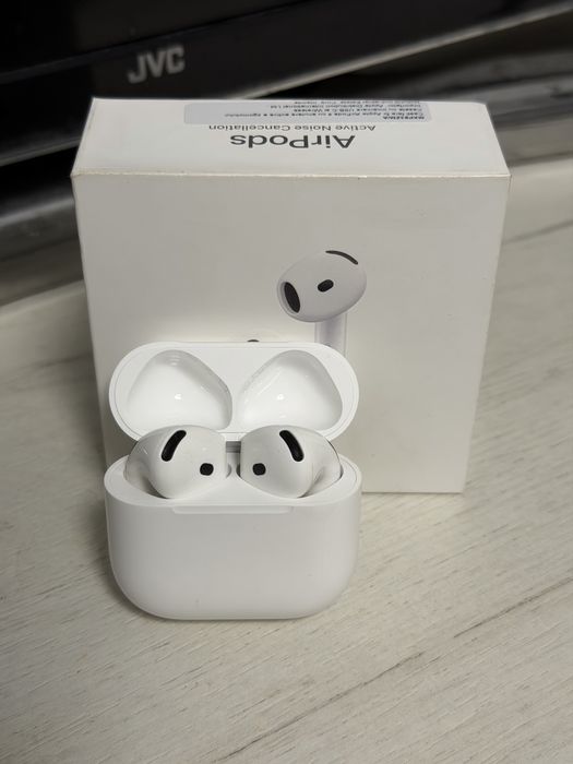 AirPods 4 de vanzare !!