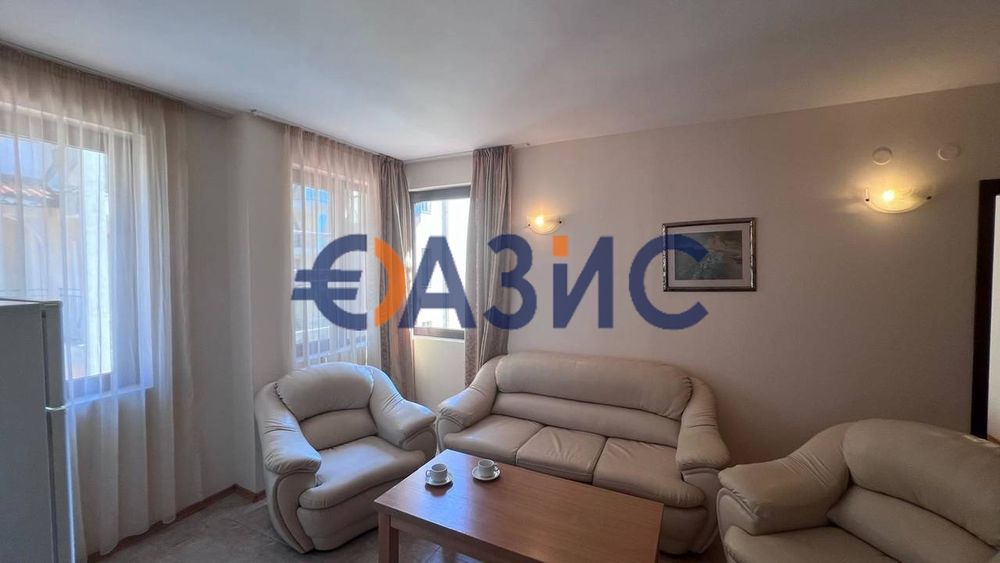 Продава се Тристаен апартамент в к.к. Слънчев бряг - 76 кв.м за 994 €/кв.м - Снимка #12