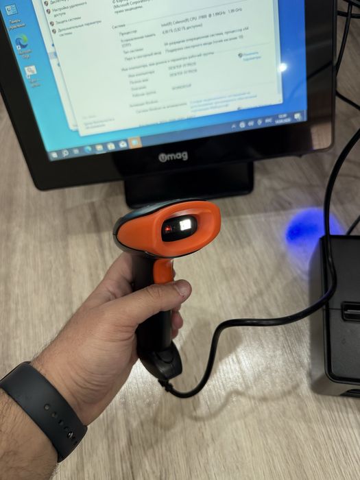 Моноблок Новый POS Umag сенсор 4gb оперативка 64бит SSD