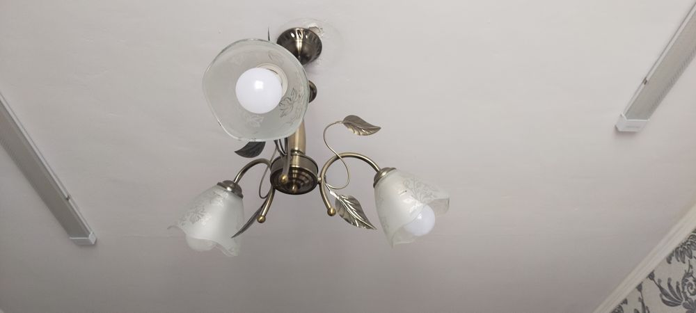 Продам люстры от 5 тыс до 20000