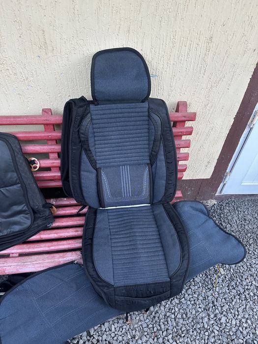 Продам чехлы на мерседес 190