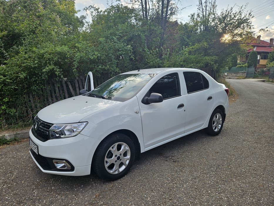 Vând  Dacia Logan