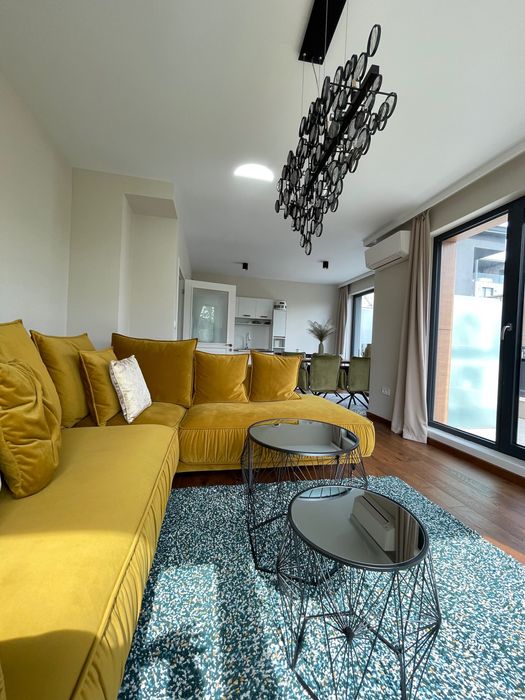 Продава се Двустаен апартамент в Варна, Морска градина - 85 кв.м за 4683 €/кв.м - Снимка #1