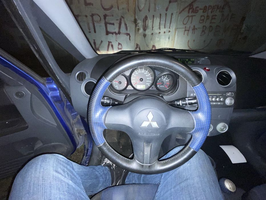 Mitsubishi colt 2006 г на части