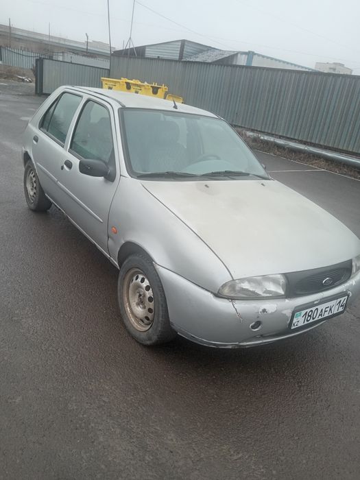 Ford Fiesta 900 мың