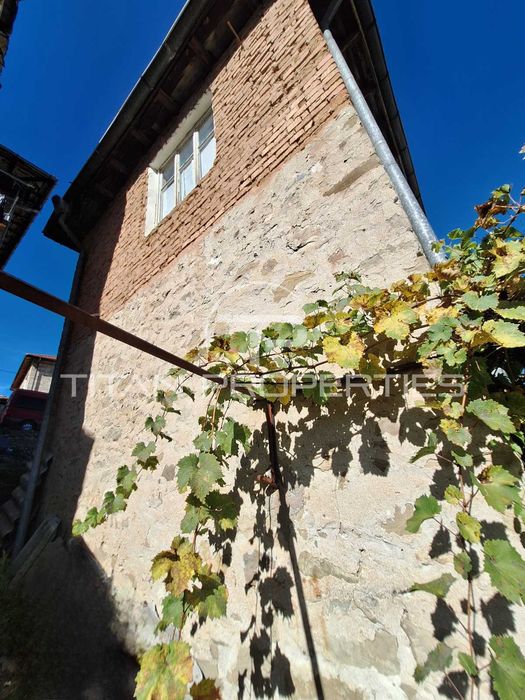 Продава се Къща в с. Павелско, Област Смолян - 156 кв.м за 193 €/кв.м - Снимка #2