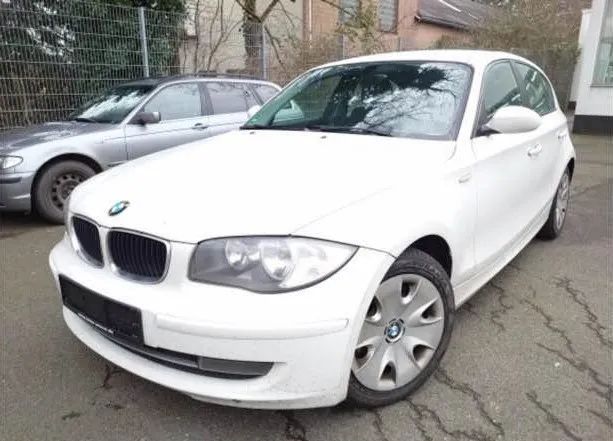 Dezmembrari / Dezmembrez Bmw Seria 1 E87