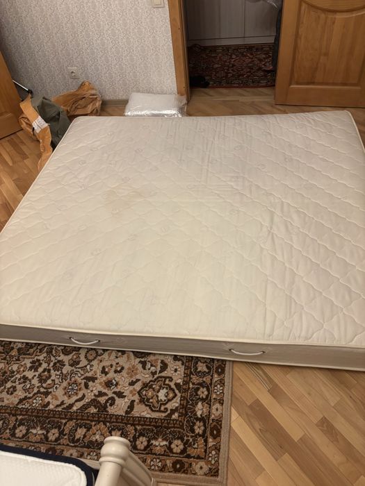 Матрас двухспальный