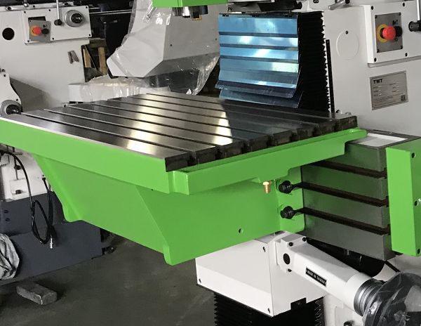 Универсальный фрезерный станок SPECTR FU-3.2