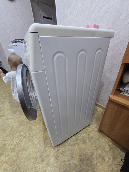 Продам стиральную машинку