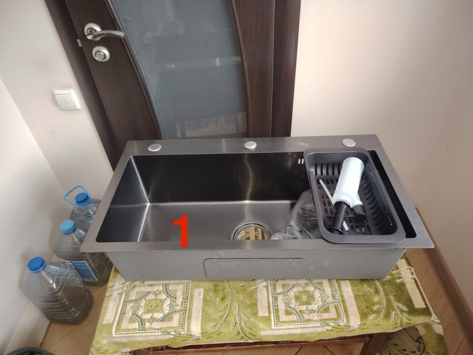 Продам  кухонные мойки из нержавейки